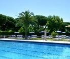 La Serra Holiday Village & Beach Resort, частни квартири в града Baia Domizia, Италия