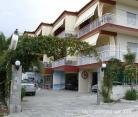 ANESTIS APARTMENTS&ROOMS, ενοικιαζόμενα δωμάτια στο μέρος Kavala, Greece