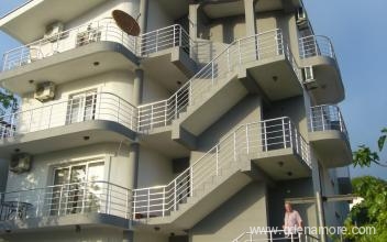 Apartmani MILA, privatni smeštaj u mestu Dobre Vode, Crna Gora