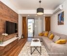 Accordion Lux Apartment, private accommodation in city Dobre Vode, Montenegro