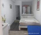 Apartment Rajka, private accommodation in city Herceg Novi, Montenegro