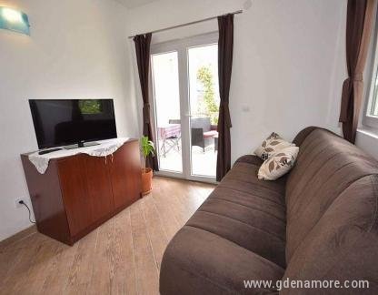 Studio apartmani,apartman sa odvojenom spavacom sobom, , Privatunterkunft im Ort Igalo, Montenegro - FB_IMG_1676486426551