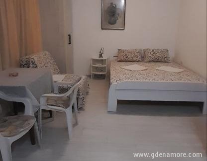 Apartmani Peđa, , Privatunterkunft im Ort Djenović, Montenegro