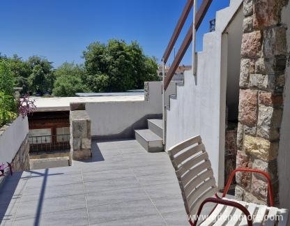 Apartments Krsto, , alloggi privati a Petrovac, Montenegro - 20240606_114556