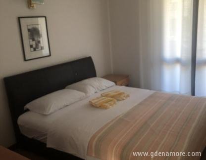 Apartmani Rafailović Ljubo, Soba 2, privatni smeštaj u mestu Rafailovići, Crna Gora - IMG_9006