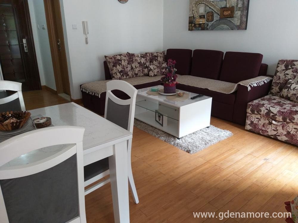 Privatan Smeštaj Apartman Milica U Mestu Budva, Crna Gora | Gde Na More ...